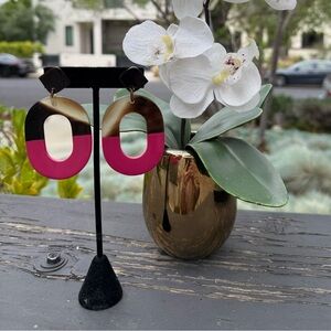 Elegant hot pink and brown buffalo horn lacquer earrings